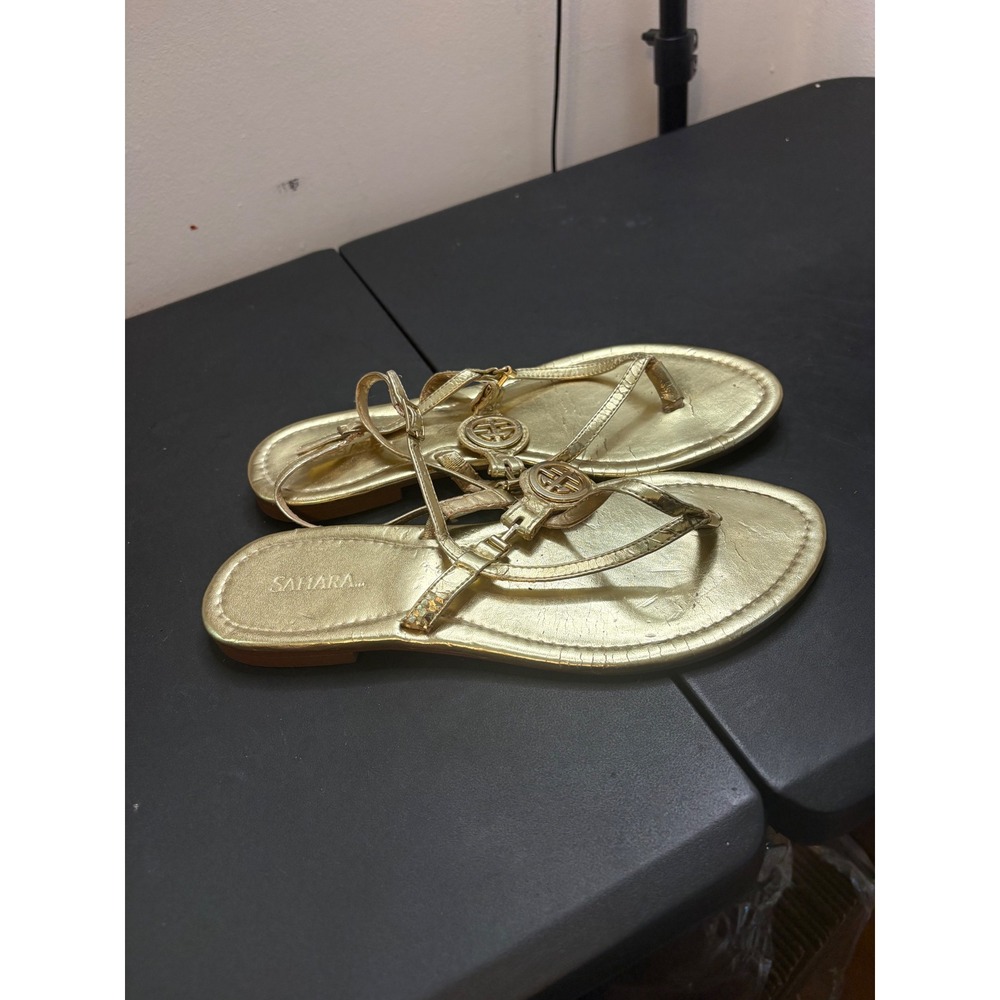 Sahara Womens Gold Metallic Strappy Thong Flat Sandals Size 8 Medallion Glads